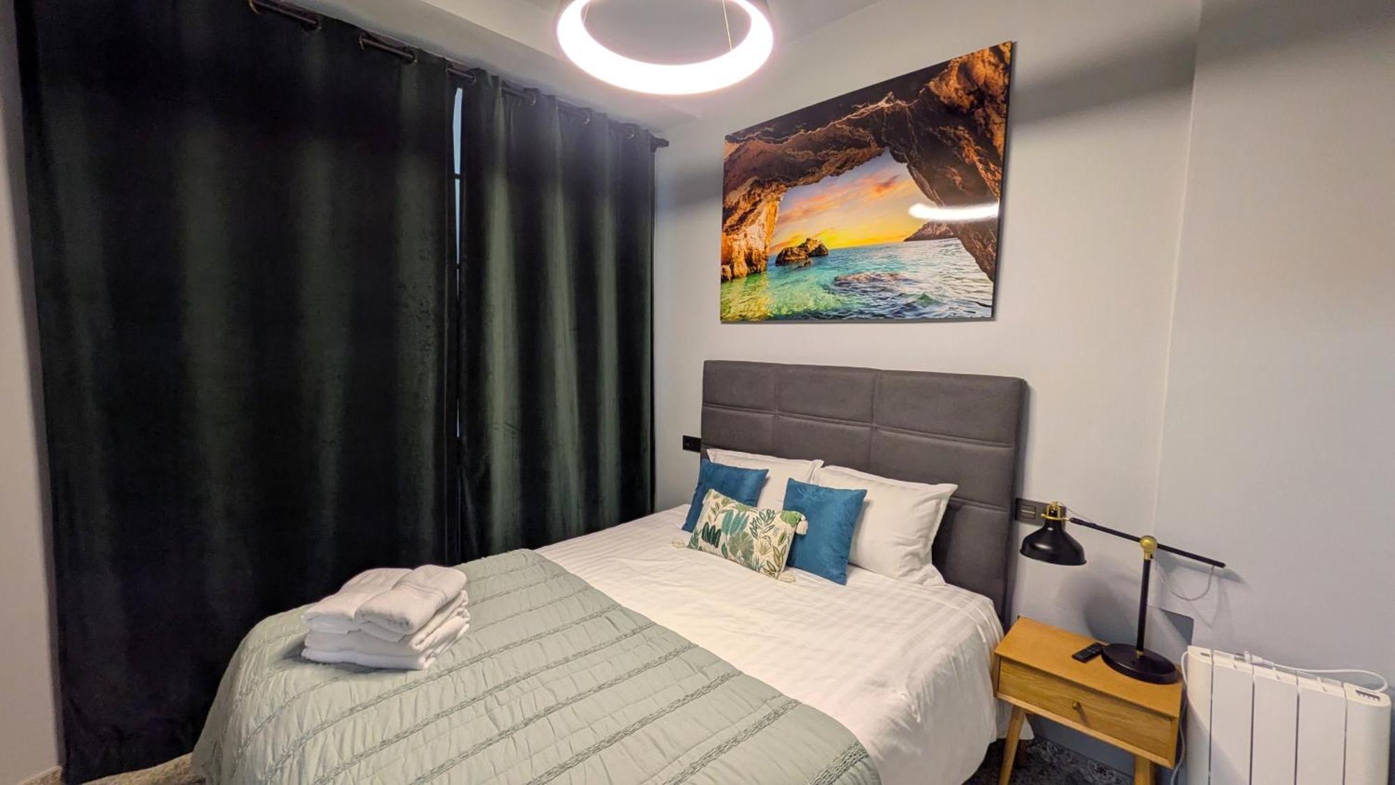 Alma De 2br With Art History & Comfort In The Heart Of The Lejlighed Málaga